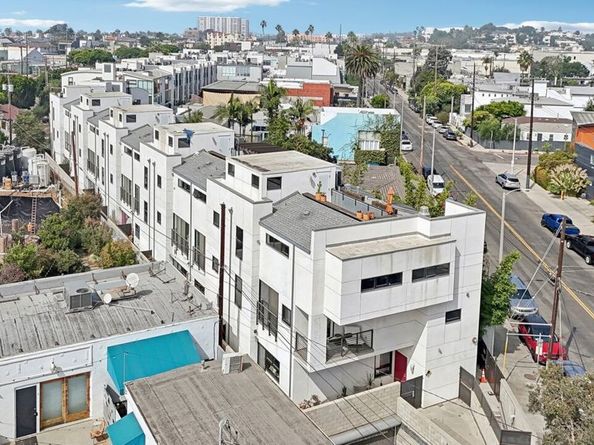 815 Hampton Drive 3, Venice CA 90291