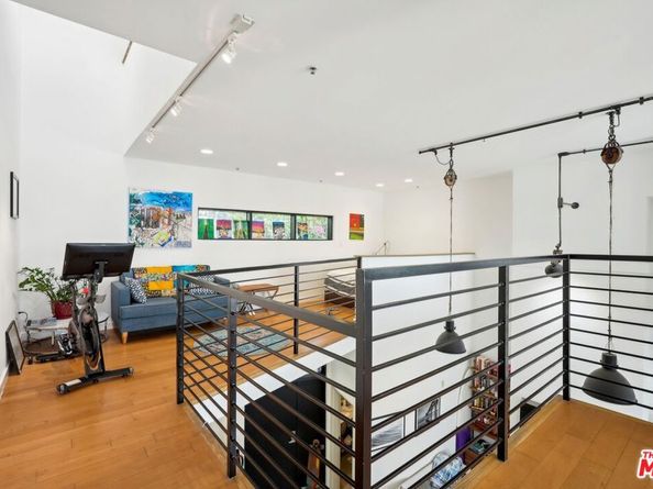 815 Hampton Drive 3, Venice CA 90291