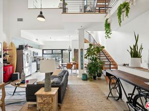 815 Hampton Drive 3, Venice CA 90291
