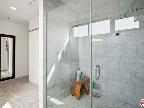 815 Hampton Drive 3, Venice CA 90291