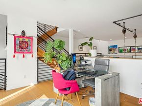 815 Hampton Drive 3, Venice CA 90291