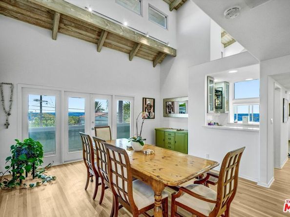 265 Redlands Street, Playa Del Rey CA 90293