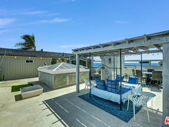 265 Redlands Street, Playa Del Rey CA 90293