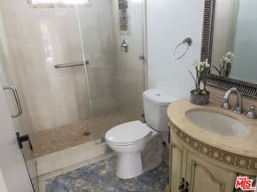 1060 22nd Street, Santa Monica CA 90403