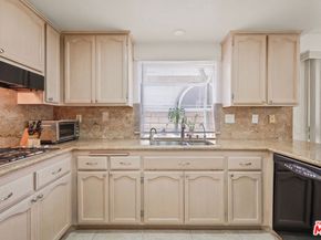 12119 Falcon Crest Way, Porter Ranch CA 91326