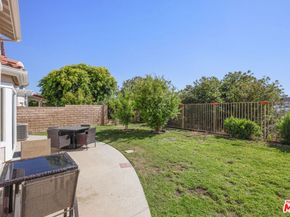 12119 Falcon Crest Way, Porter Ranch CA 91326