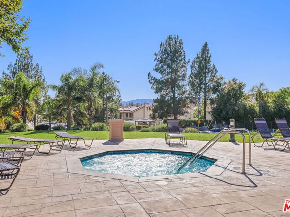 12119 Falcon Crest Way, Porter Ranch CA 91326