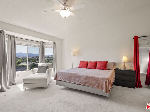 12119 Falcon Crest Way, Porter Ranch CA 91326