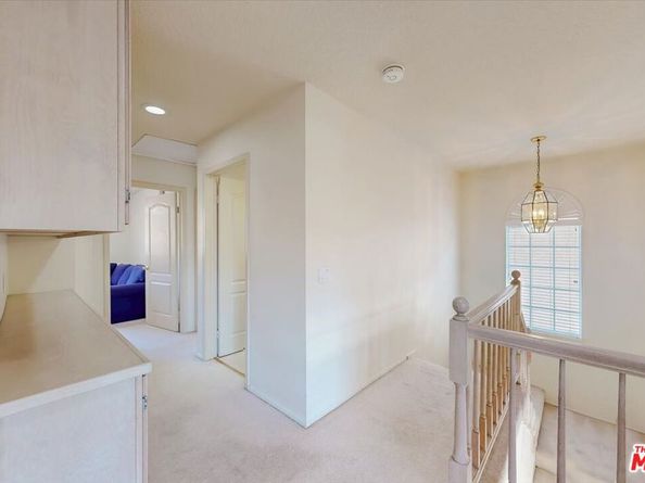 12119 Falcon Crest Way, Porter Ranch CA 91326