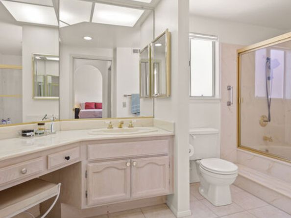 12119 Falcon Crest Way, Porter Ranch CA 91326