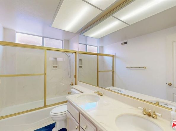 12119 Falcon Crest Way, Porter Ranch CA 91326