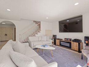 12119 Falcon Crest Way, Porter Ranch CA 91326