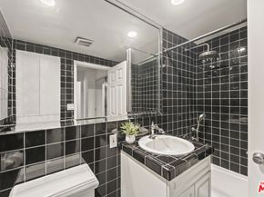 999 N Doheny Drive 211, West Hollywood CA 90069