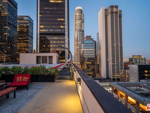 655 S Hope Street 1105, Los Angeles CA 90017