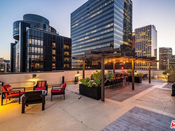 655 S Hope Street 1105, Los Angeles CA 90017