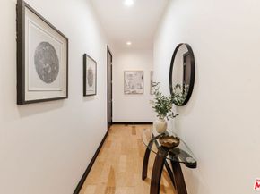 655 S Hope Street 1105, Los Angeles CA 90017