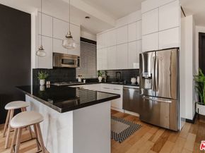 655 S Hope Street 1105, Los Angeles CA 90017