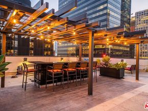 655 S Hope Street 1105, Los Angeles CA 90017