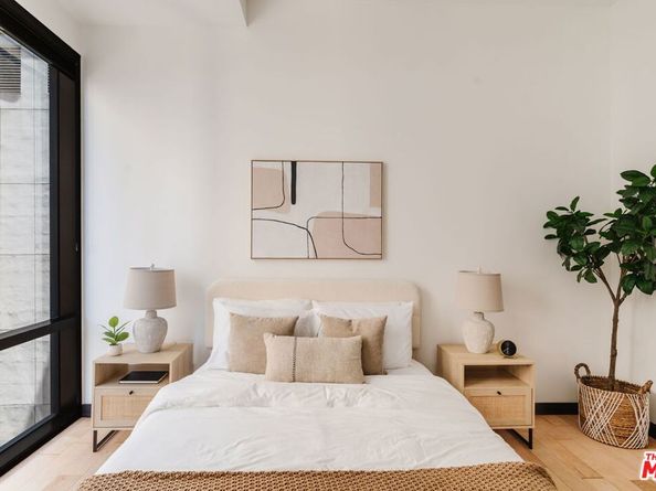 655 S Hope Street 1105, Los Angeles CA 90017