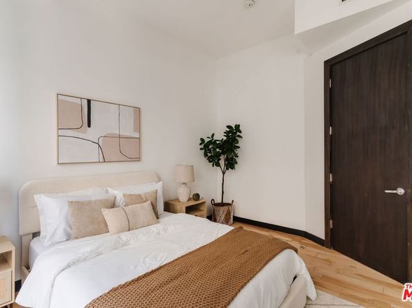 655 S Hope Street 1105, Los Angeles CA 90017