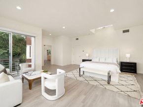 13424 Contour Drive, Sherman Oaks CA 91423