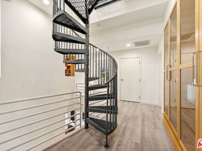 13424 Contour Drive, Sherman Oaks CA 91423