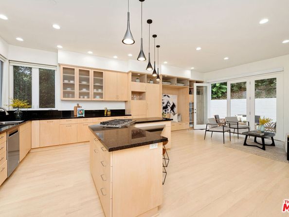 13424 Contour Drive, Sherman Oaks CA 91423
