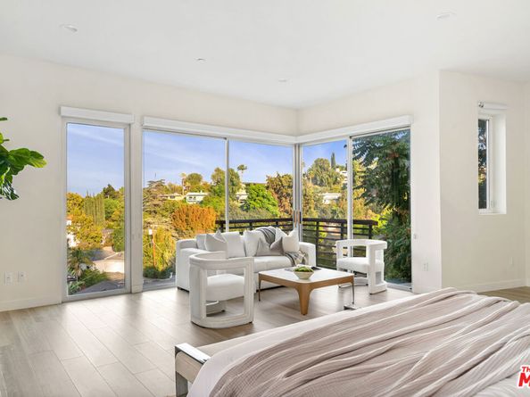 13424 Contour Drive, Sherman Oaks CA 91423