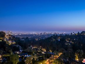 9406 Lloydcrest Drive, Beverly Hills CA 90210
