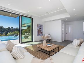 9406 Lloydcrest Drive, Beverly Hills CA 90210