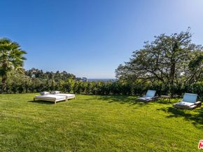 9406 Lloydcrest Drive, Beverly Hills CA 90210