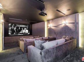 9406 Lloydcrest Drive, Beverly Hills CA 90210