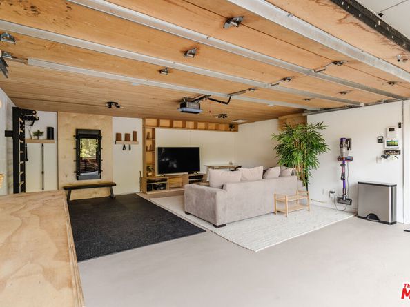 1231 Old Topanga Canyon Road, Topanga CA 90290