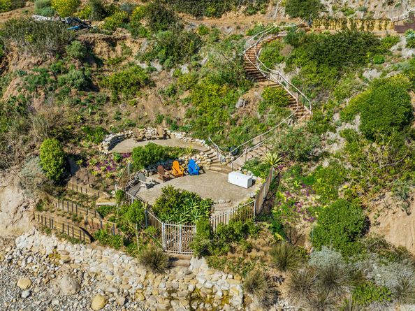 32802 PACIFIC COAST Highway, Malibu CA 90265