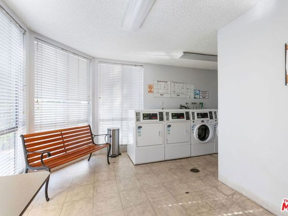 8530 Holloway Drive 305, West Hollywood CA 90069