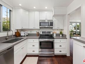8530 Holloway Drive 305, West Hollywood CA 90069