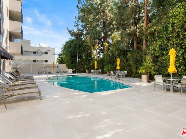 8530 Holloway Drive 305, West Hollywood CA 90069