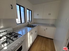 2439 Louella Avenue, Venice CA 90291