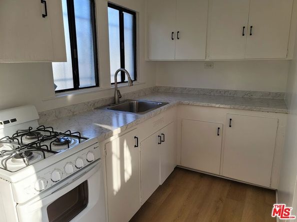 2439 Louella Avenue, Venice CA 90291