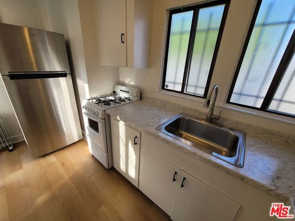 2439 Louella Avenue, Venice CA 90291
