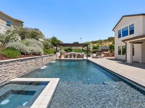 2984 Hayloft Pl, Escondido CA 92029