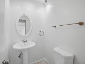 4875 Cole St 69, San Diego CA 92117