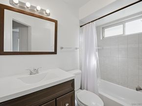 4875 Cole St 69, San Diego CA 92117