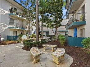 4875 Cole St 69, San Diego CA 92117