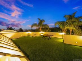 7376 Fay Ave, La Jolla CA 92037