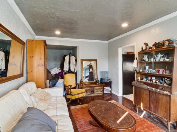 1014 Sumner, El Cajon CA 92021