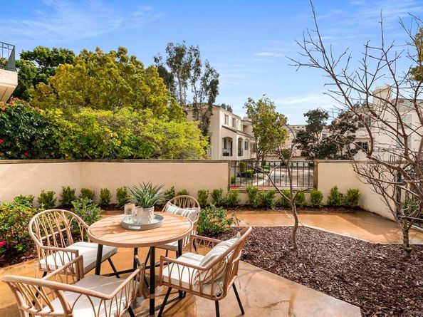 5123 Renaissance Ave C, San Diego CA 92122