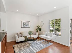 5123 Renaissance Ave C, San Diego CA 92122