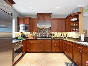 8172 Manitoba Street 4, Playa Del Rey CA 90293