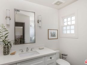 632 S Arden Boulevard, Los Angeles CA 90005